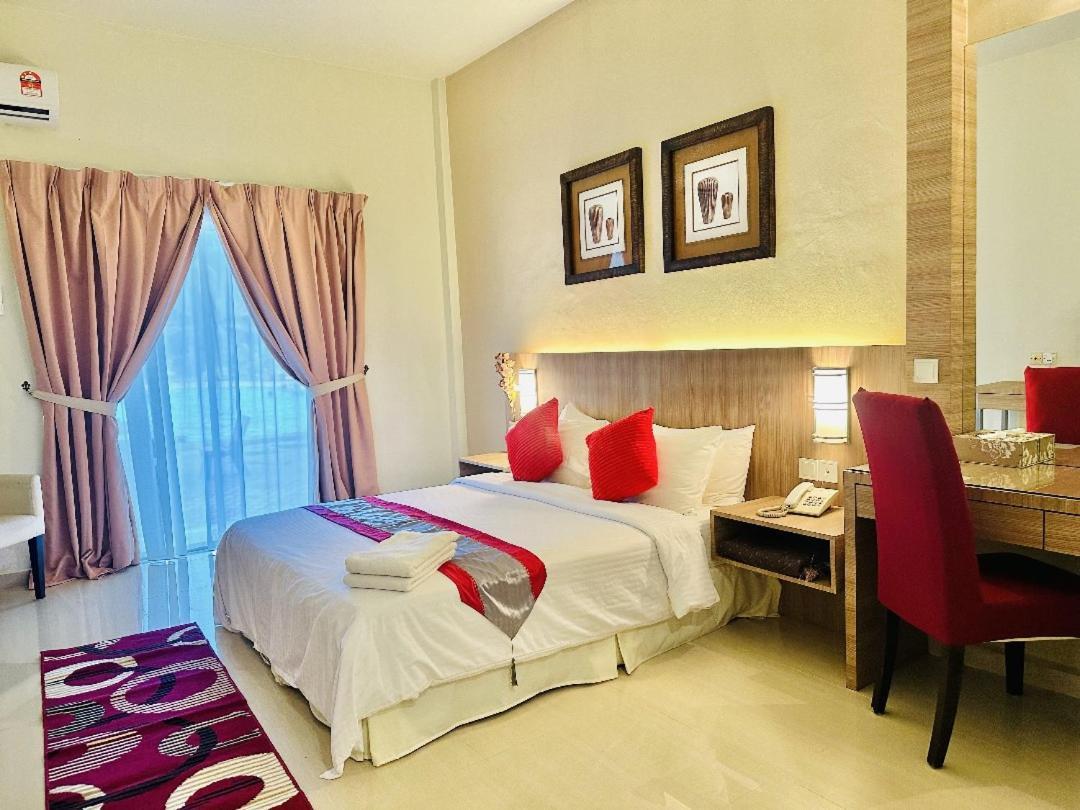 Rompin Beach Resorts Куала Ромпин Екстериор снимка
