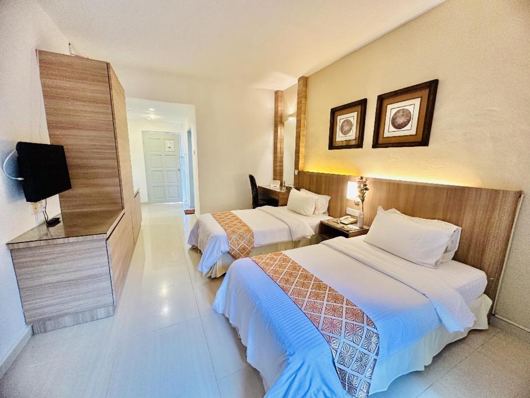 Rompin Beach Resorts Куала Ромпин Екстериор снимка